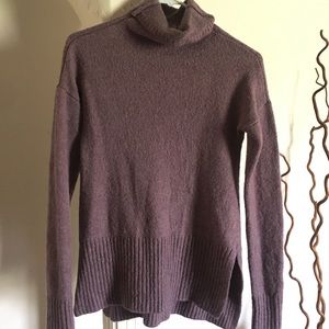 Lou & Grey muted lavender turtle neck sweater